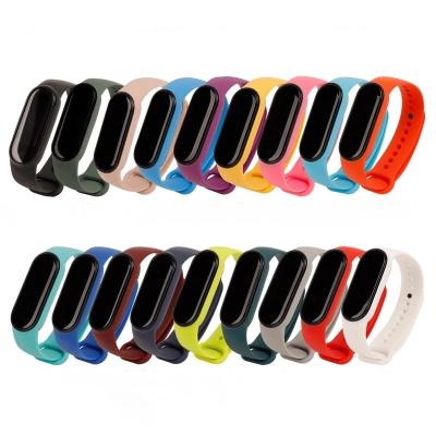 China Factory Wholesale Xiaomi5-6 Silicone Watch Strap Band For Fit 6 Xiaomi 5 For Smart Watch MI Band Strap Silicone For MI Band 6 for sale