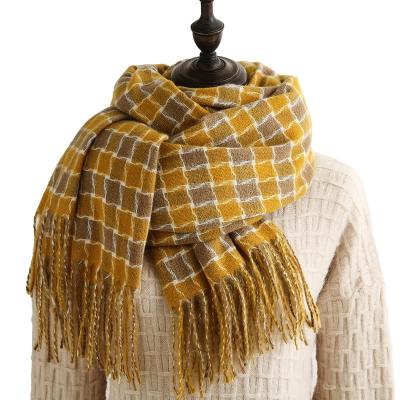 China 2021 new style warm polyester products plaid color women winter cashmere scarf polyester pashmina shawl for sale