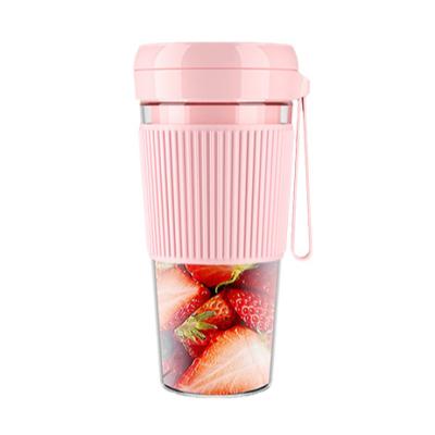 China Household Portable Blender Juicer Usb Rechargeable Electric Fruit Juicer for sale