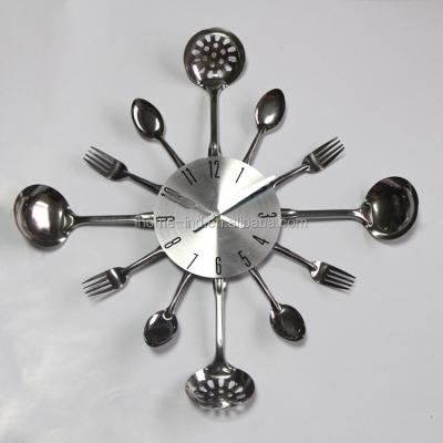 China 2016 New Analog Quartz Sliver Clock Christmas Decor Wall Face Metal Themes Simple Creative Living Room Design With Spoon And Fork for sale