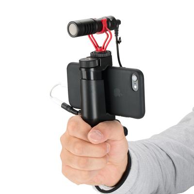 China Ulanzi Professional PORTABLE F-mount Mobile Phone Holder Camera Grip Stabilizer Microphone For Smartphone Microphone for sale