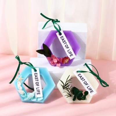 China Factory Wholesale DK Eco-Friendly Air Freshener Car Air Freshener Chips Dried Flower Paraffin Wax Portable Aromatherapy Candle With Gift Box for sale