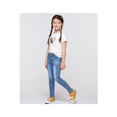 China Cute Girl's Fashion Jeans Outfit Casual Comfortable Dressing Jeans for sale