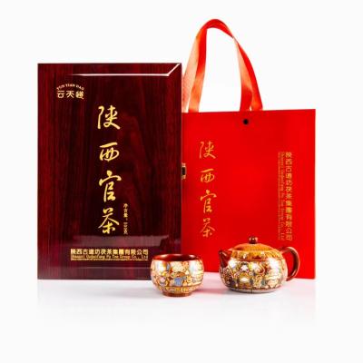 China Custom Tea Official Tea Golden Flower Black Tea With  Tea Leaves for sale