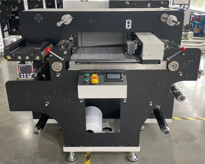 China 320 mm Max. Snijbreedte VICUT Roll to Roll Label Snijmachine voor gemakkelijke bediening Te koop