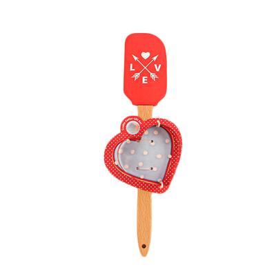 China Spring Easter Collection Heart Shape Cookie Cutter And Silicone Spatula Combination Viable Fashion for sale