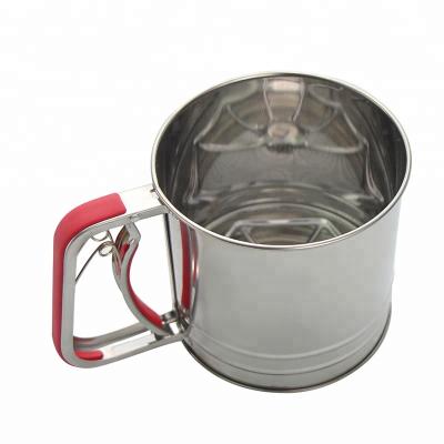 China Sustainable Stainless Steel Flour Sifter Kitchen Tools Manual Flour Sieve Flour Bolt for sale