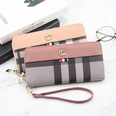 China OEM Wholesale Stock Waterproof Women's Large Wallet With PU Spliced ​​Ladies Long Zipper Wallet for sale