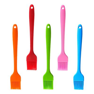 China Eco-Friendly Hot Sale Bakeware Tools Silicone Easily Cleaned Barbecue Basting Brush Long Handle Oil Baking Brush for sale