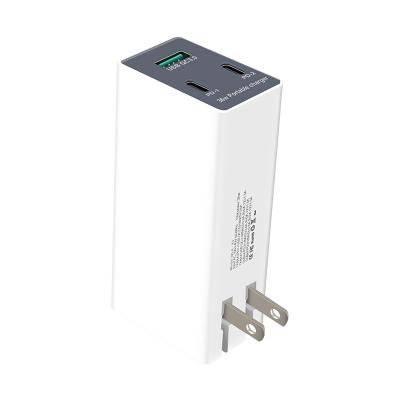 China Mobile Phone Fast Charger 36W Dual PD+QC3.0 Charging Safe Fast Charger QC3.0 Heat Dissipation Aluminum Sheet for sale