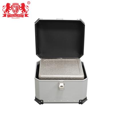 China 40L Aluminum Biological Aluminum Transport Box Medical Transfer Case Heat Preservation by CHENGWEI for sale