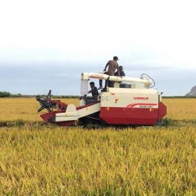 China Small Mini Rice 4LZ-4.0E 88HP Rice Combine Harvester Prices In Ghana for sale