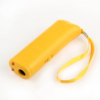 China OEM&ODM China Factory Sales Dog Reflector Cat Expeller Training Animal Repeller Viable Ultrasonic Pet Training Equipment Repellent Trainer for sale