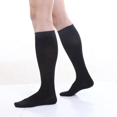 China Hot Selling Medical Use 20-30 mmHg Knee High Gradient Compression Medical Socks for Medical, Nursing, Hiking, Travel and Flight for sale