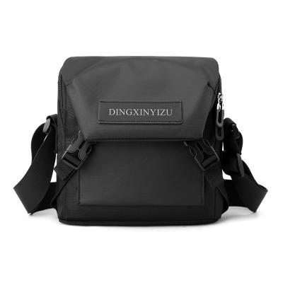 China Wholesale Customized Camera Multifunctional Messenger Bag Mini Daily Student Travel Shoulder Waterproof Bag Outdoor Backpacking Color Men for sale