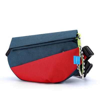 China Customized wholesale high quality waterproof spot waist casual bag with multiple pockets for men and women travel sports for sale