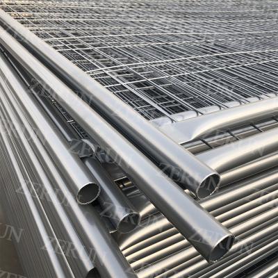 China Easily Assembled High Quality Hot Dip Galvanized Used Welded Temporary Wire Mesh Fence for sale