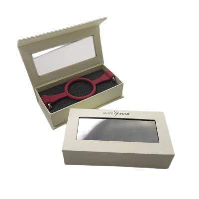 China Magnetic Holographic Effect Blush Packaging Lash Box with Window Custom Logo HOLO for sale