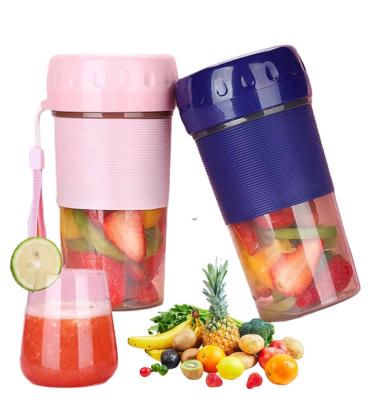 China 2021 Outdoor Portable High Quality Electric Carrot Centrifugal Juicer Masticating Cup Fruit Crusher 400ML Multicolor Milkshake Blender for sale