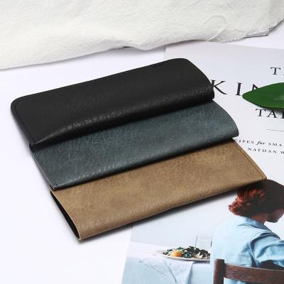 China Fashional Glass Case Accessories Customized Fashion Leather Sunglasses Box Packaging With Glass Pouch for sale