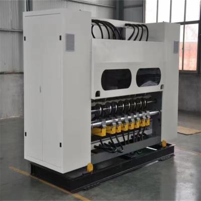 China Best Nc Computer Thin Blade Slitter Scorer Machine for Cutting Corrugated Paper 2500 KG for sale