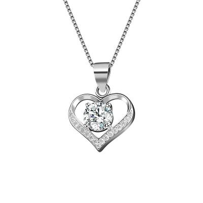 China 2021 Hot Selling Cheap Heart Hiphop Gold Necklace 2021 Zircon Center Pendant Necklaces For Women for sale