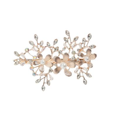 China European and American style factory new product unique rhinestone girl hair pin design hair clips with pearl the bride bride hair for sale