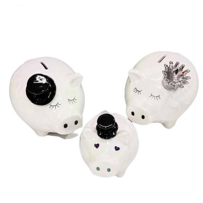 China Save Cute Little Pig Lovely Design Money Bank Cartoon Piggy Bank Shape Porcelain Ceramic Animal Piggy Bank for sale