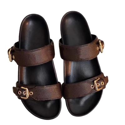 China Lit Cool Effortlessly Stylish Slides 2 Straps With Gold Buckles Women Summer Fitted Slippers for sale