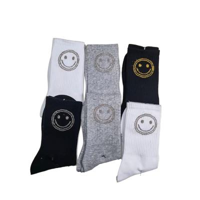 China Formal Cotton Tube Medium Men's Socks Fashion Sporty Cotton Men's Socks for sale