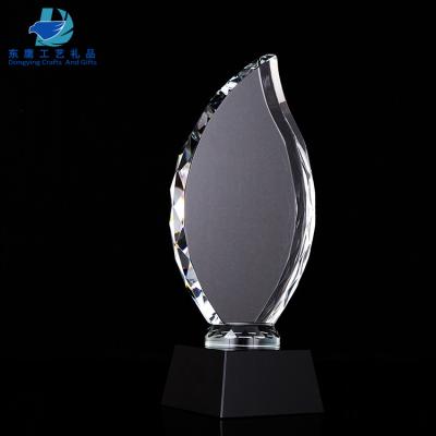 China China Factory Wholesale Flame Shape Crystal Trophy Plaque With Base for sale