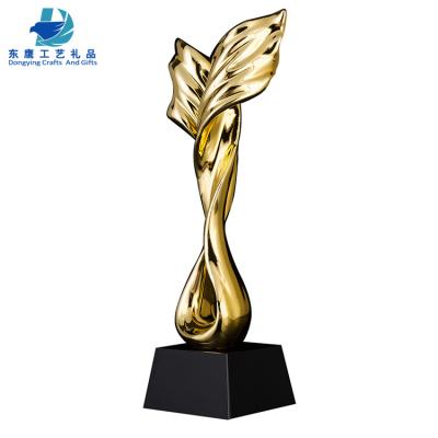 China China Base High Quality Sheet Form Crystal Golden Resin Trophy With Black Base for sale