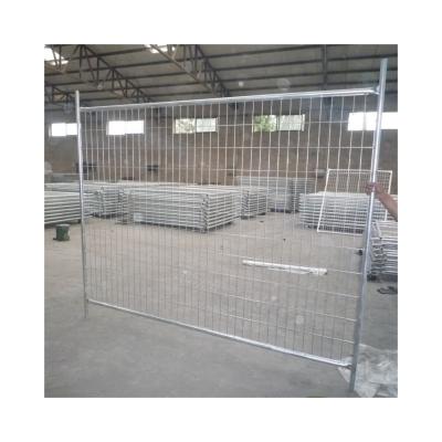 China Canada Temporary Fence with Small Gate in Red Color and Easily Assembled Fence Panels for sale