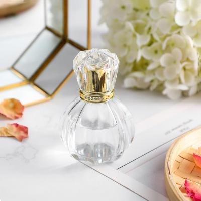 China Cosmetic Customized Luxury Empty Perfume Bottles 50ml Crystal Glass Spray Perfume Bottle Container With Box for sale