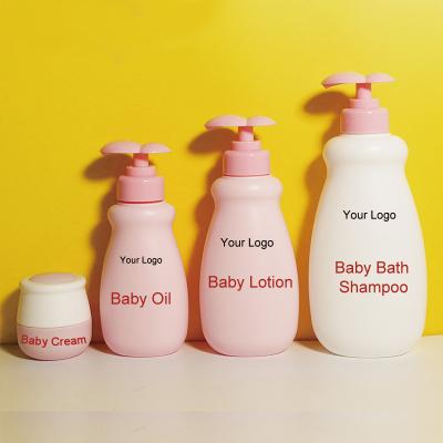 China No Side Effect OEM Customized Logo Baby Skin Brightening Cream Wash Shower Gel Lotion Oil Skin Care Set for sale