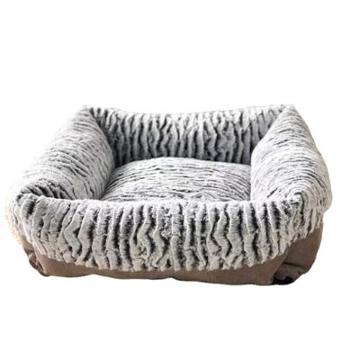 China New Design Breathable Pet Bed Creative Warm Petal Around Kennel Comfort Warm Bed For Dogs Cats for sale