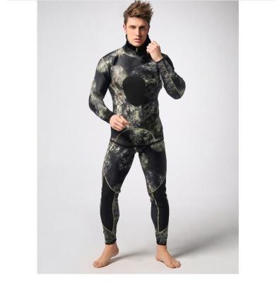 China 5mm High-Elastic Camo Neoprene Spearfishing Wetsuit with Hoodie Soft and Comfortable for sale