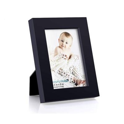 China Morden Factory Wholesale Outlet Simple Classic Design Durable Solid Wood Picture Frame Wall Mounted Black for sale