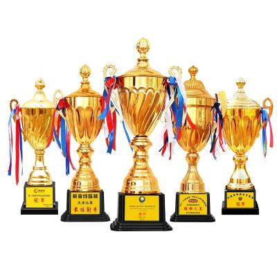 China Europe Factory Direct Sales Customized Creative Metal Trophy Shape Award Resin Award Glass Crystal Trophy for sale