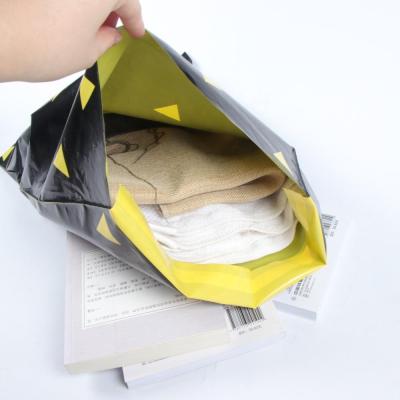 China Thickening Double-Layer POLY On One Side Large Mail 350*420 Opaque Printed Plastic Recycled Polymailer Mailing Bags for sale