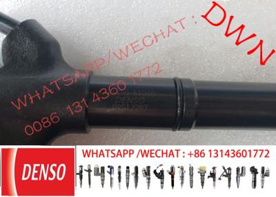 Chine Injecteur de carburant original VÉRITABLE de DENSO 23670-51060 295900-0300 295900-0220 pour TOYOTA 1VD-FTV à vendre