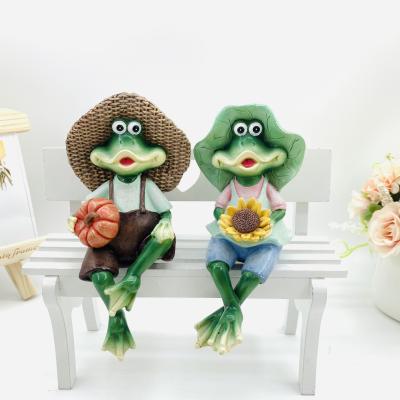 China China Resin Frog Garden Ornaments Rural Harvest Frog Couple Resin Open Ornaments Home Gifts for sale