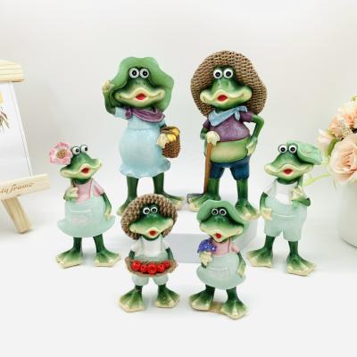 China China Resin Frog Garden Ornaments Medium Large And Small Size Rural Harvest Frog Couple Resin Open Ornaments Home Gifts for sale