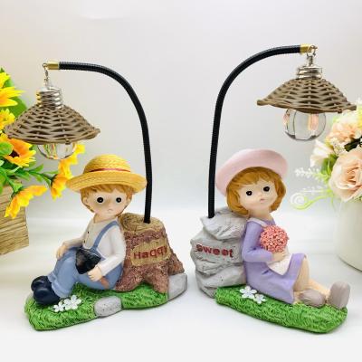 China Hot Selling China Night Light Lovers and Garden Lovers Furnishing Articles Resin Crafts Cartoon Love Couples Rural Ornaments for sale