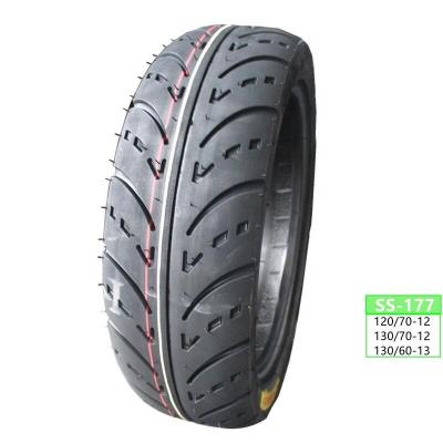 China 120/70/12 130/70/12 130/60/13 Rubber Motorcycle Scooter Tubeless Tire 1207012 1307012 for sale