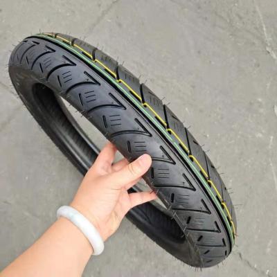 China Nature Rubber Tubeless 90/90-18 Motorcycle Tire with Spare Part Work Life 20000 KM for sale