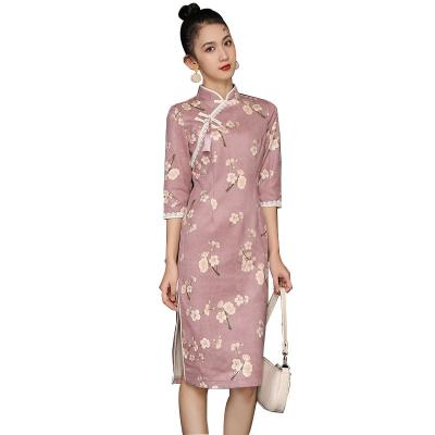 China 2021 breathable autumn and winter flower buckskin velvet dress retro traditional national style youth cheongsam for sale