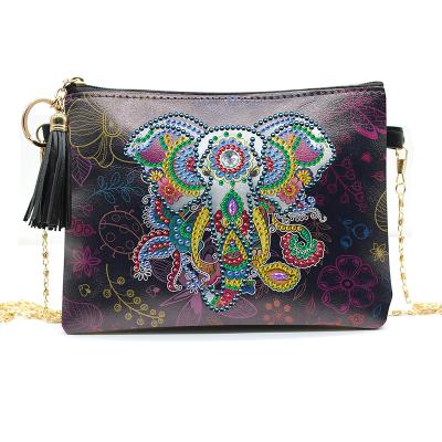 China High Quality Diamond Painting Handbag With Chain Handmade Diamond Painting Coin Purse DIY Mosaic Diamond Painting Handbag for sale