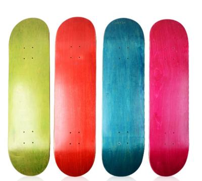 China Outdoor Sport Game Hotsale OEM Colored Empty Skateboard Decks 7 Ply Maple Blank Canadian Skateboard Deck for sale