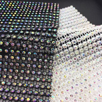 China Cheap Flatback Crystal Roll Rhinestone Mesh 24rows Plastic Rhinestone Mesh va010 for Decoration for sale